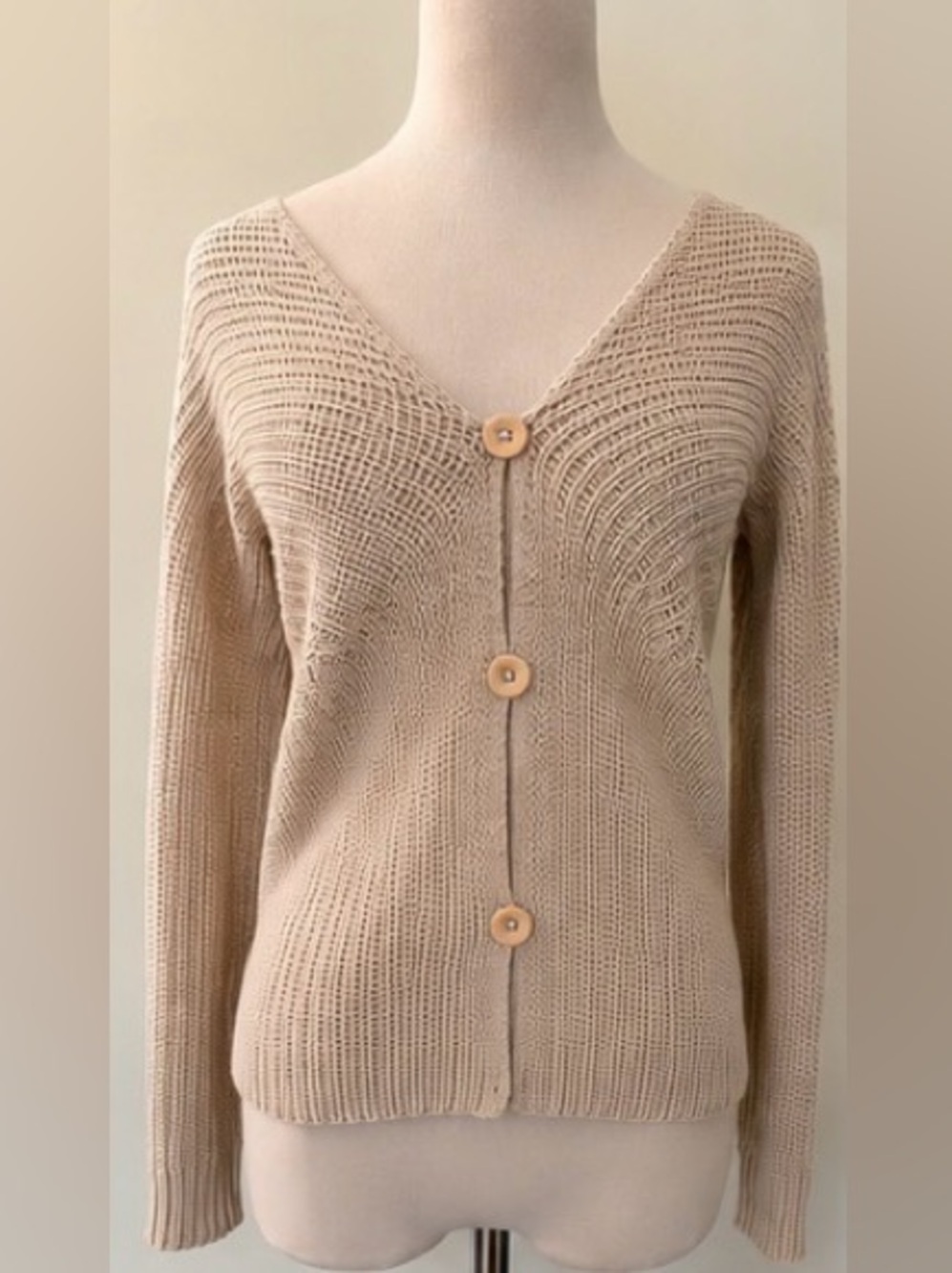 [ISDA & Co] Beige Open Knit Button Front Cardigan Sweater Size Small